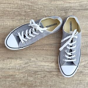 CONVERSE - Chuck Taylor All Stars Lo Sneaker - Grey